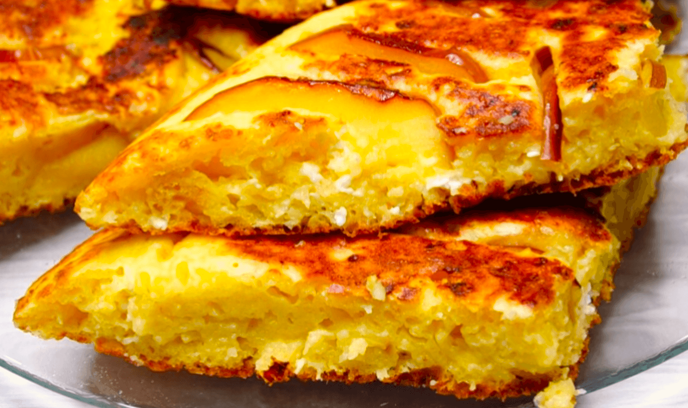 Сирний коржик на сніданок - простіше за сирники і смакує всім, навіть тим, хто не любить сир