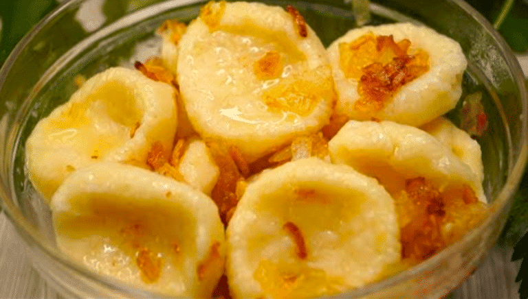 Ліниві вареники з картоплею, як бабуся навчила! Всі просять добавки!