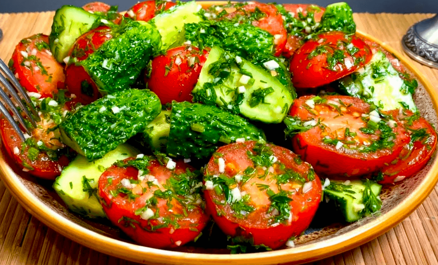 закуска з огірків і помідорів