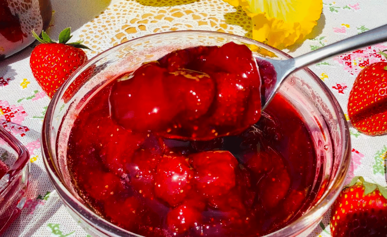 Полуничне варення