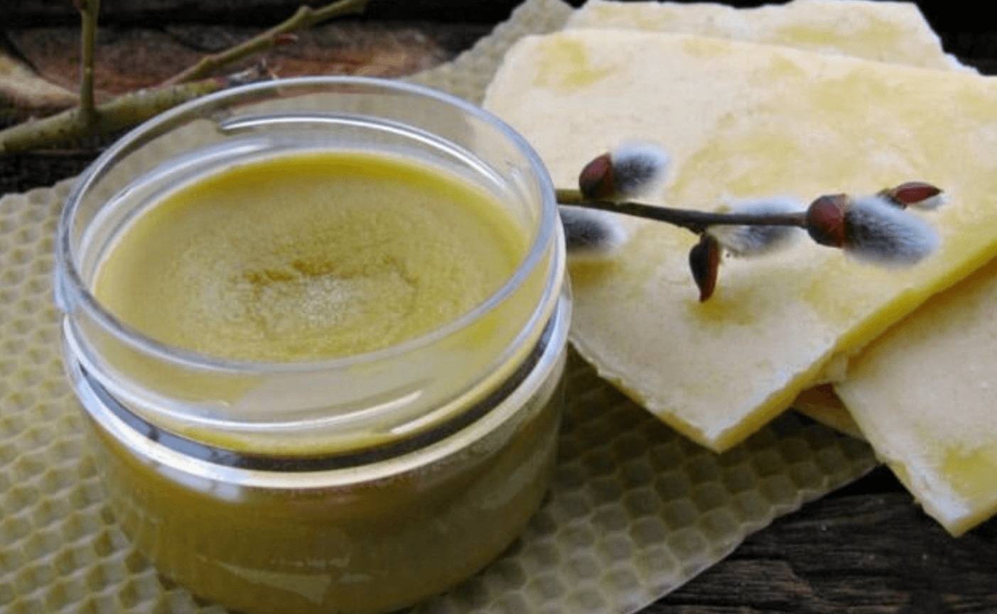 Натуральна мазь від болю в спині: як працює і чим корисна