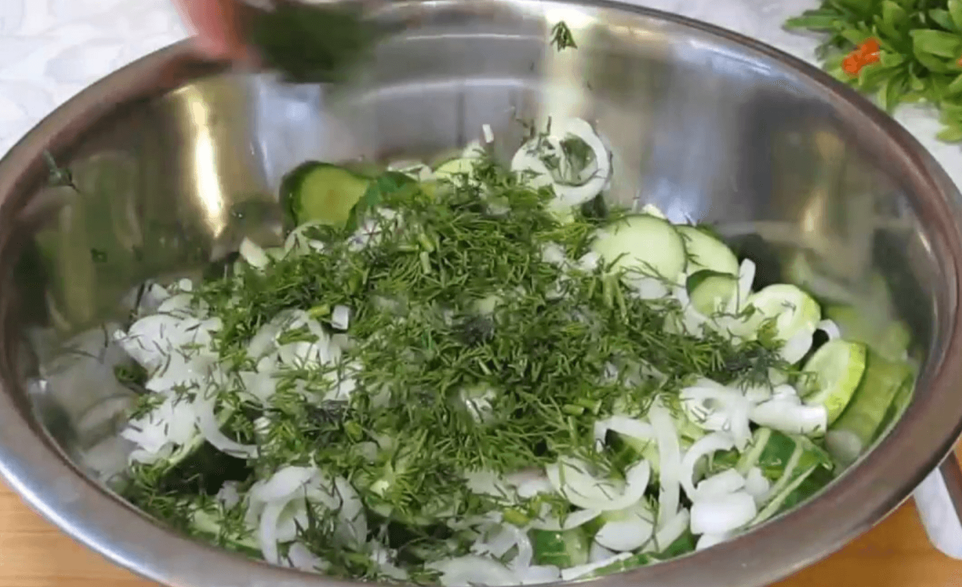 салат з огірків на зиму