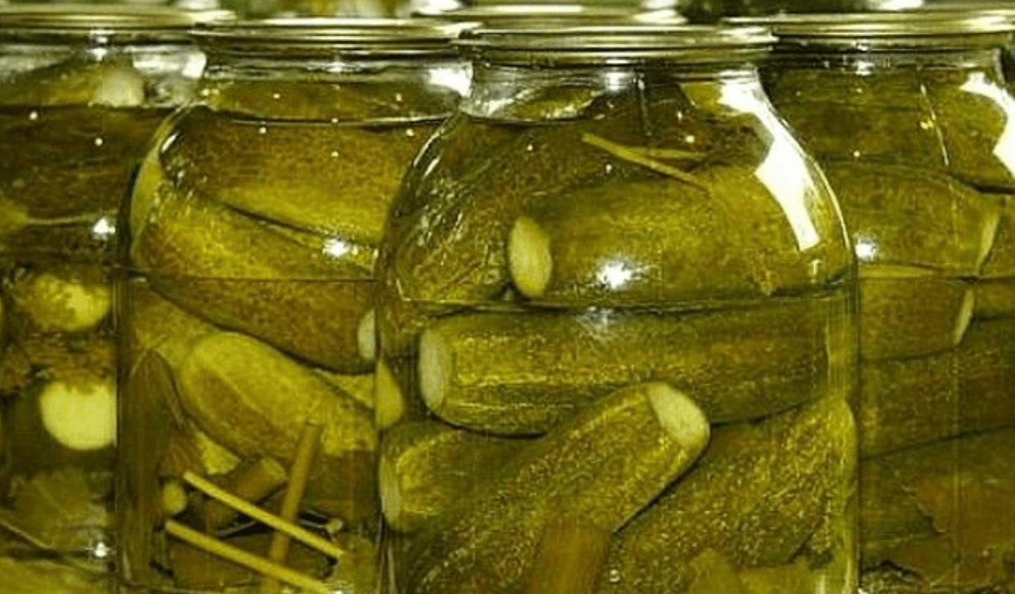 мариновані огірки на трилітрову банку