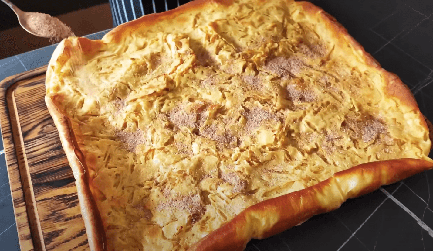 яблучний млинець з корицею