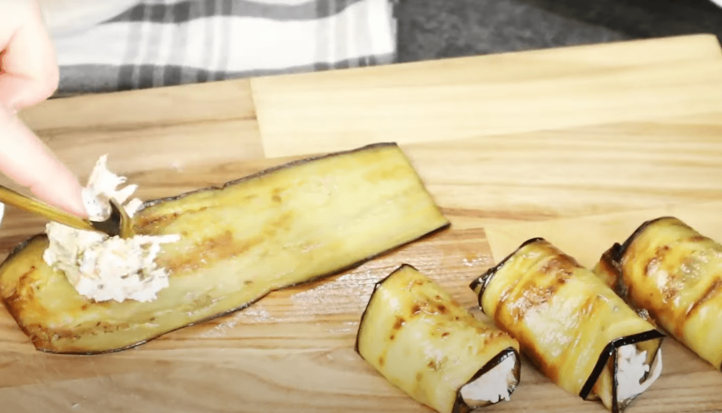 рулетики з баклажанів