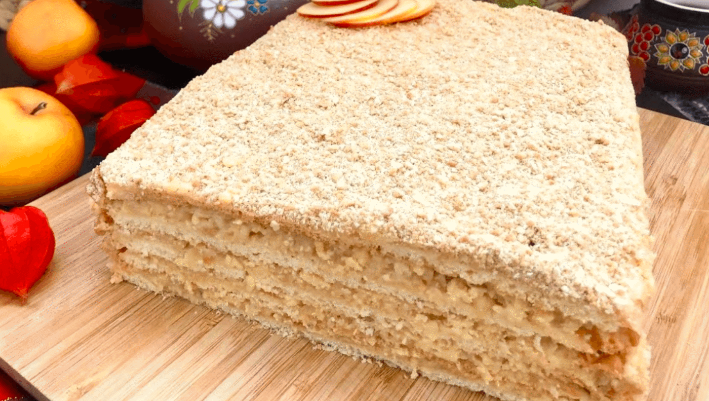 Яблучний пляцок, який тане у роті! "Небо в роті" старий бабусин рецепт, який пам'ятають всі