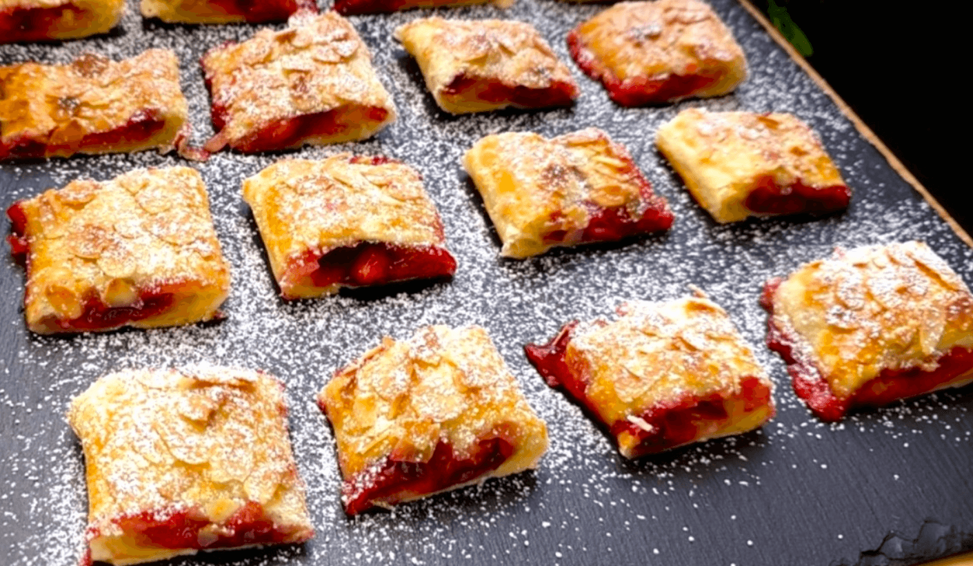 Маєте листкове тісто та сливи? Це краще за будь-який сливовий пиріг!