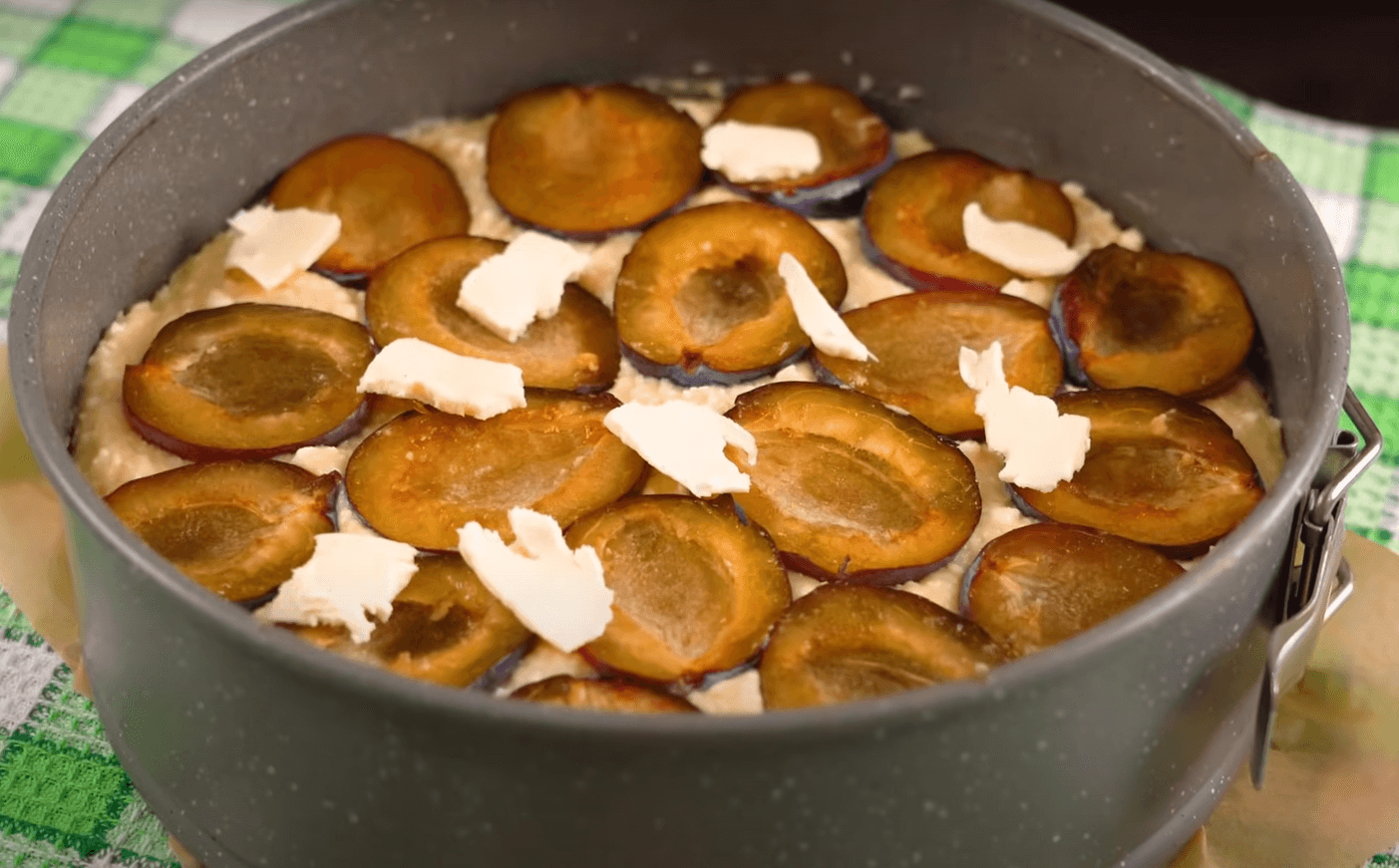 сливовий пиріг рецепт