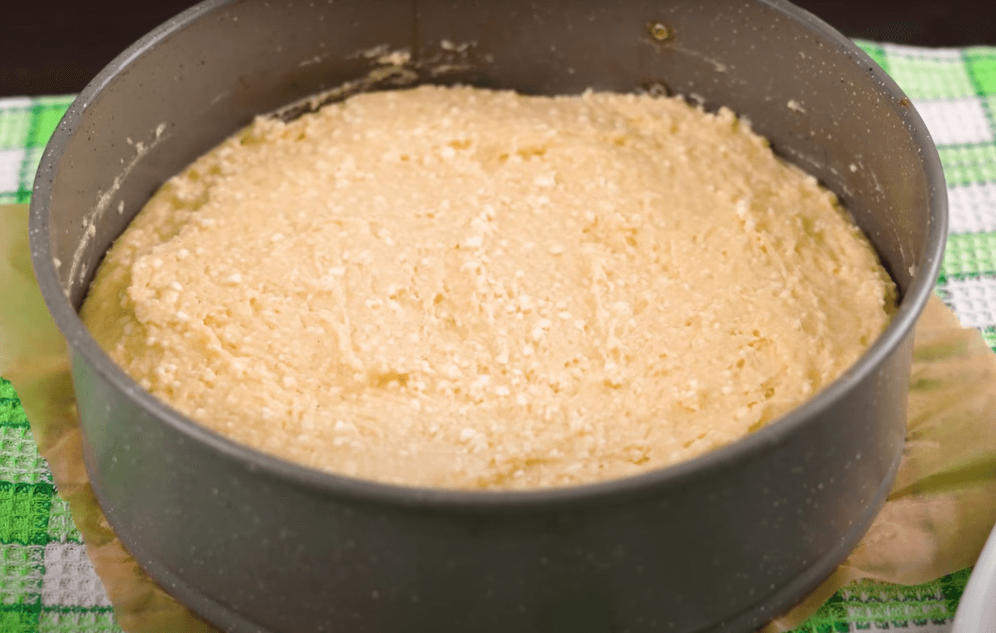 сливовий пиріг на сирному тісті