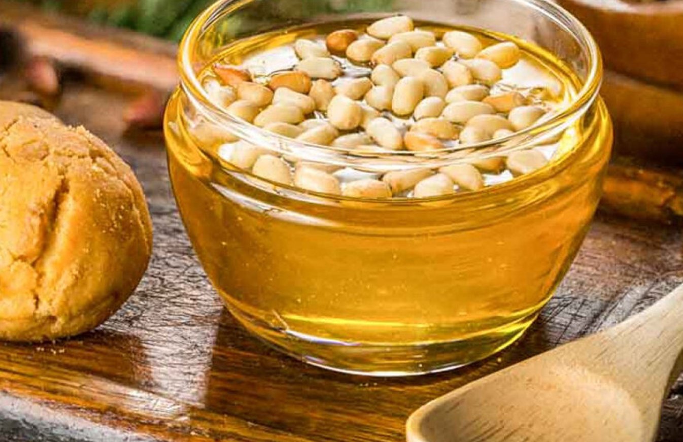 Від безсоння до застуди: їжте мед з горіхами восени
