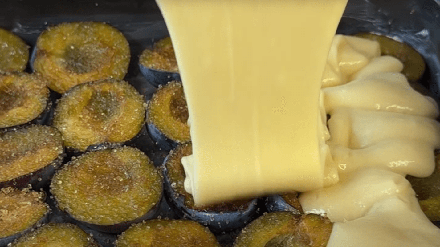 сливовий пиріг