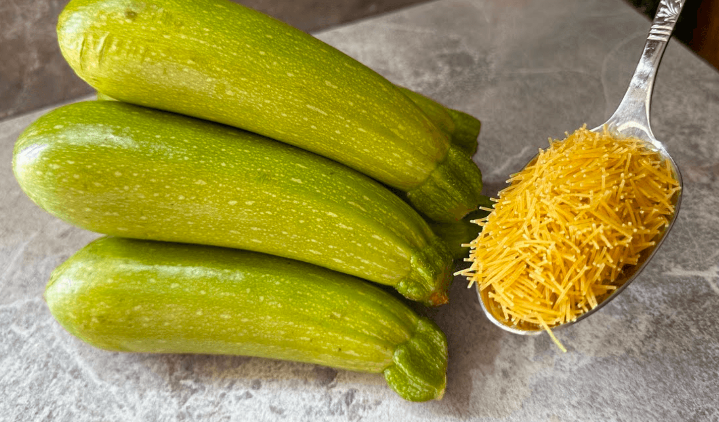 2 кабачки та 1 склянка вермішелі! За 8 хвилин! Неймовірно легко та смачно