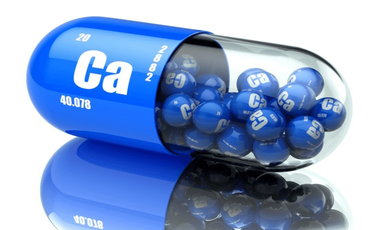 Продукти, які "з’їдають" ваш кальцій: чому кістки стають крихкими