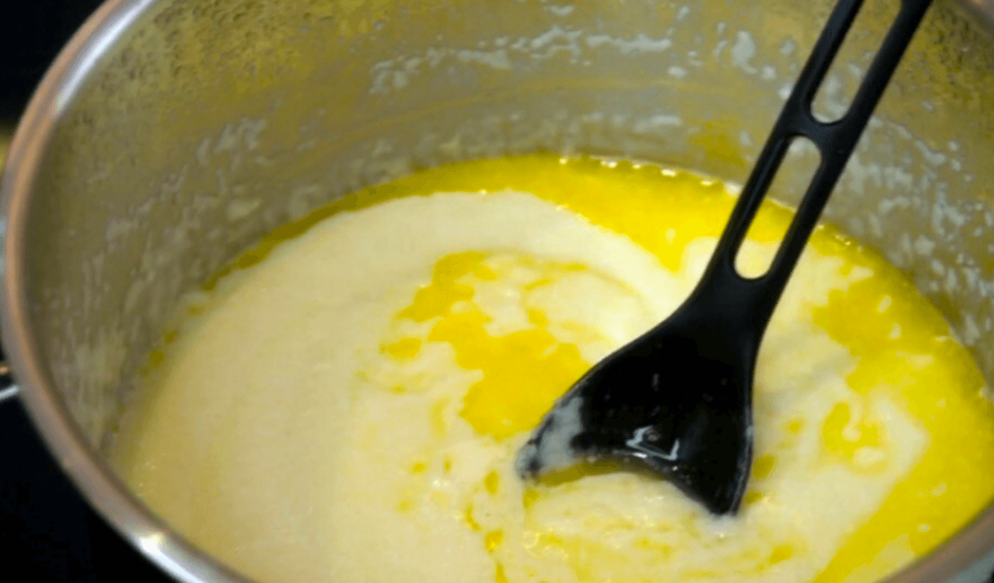 Коли хочу смачну Манну кашу, готую у такий спосіб: чоловік та діти їдять з добавкою