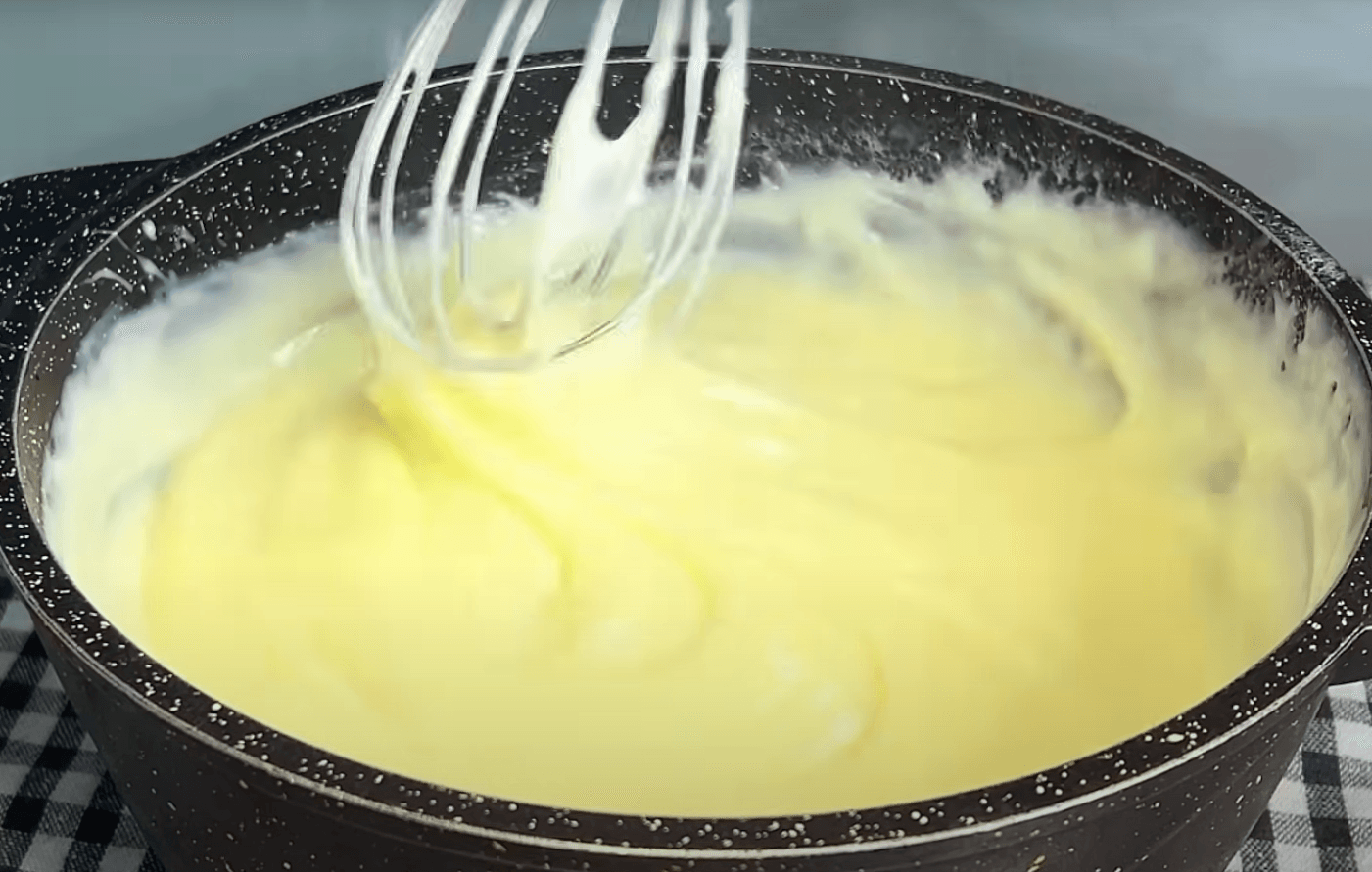 Заварний крем