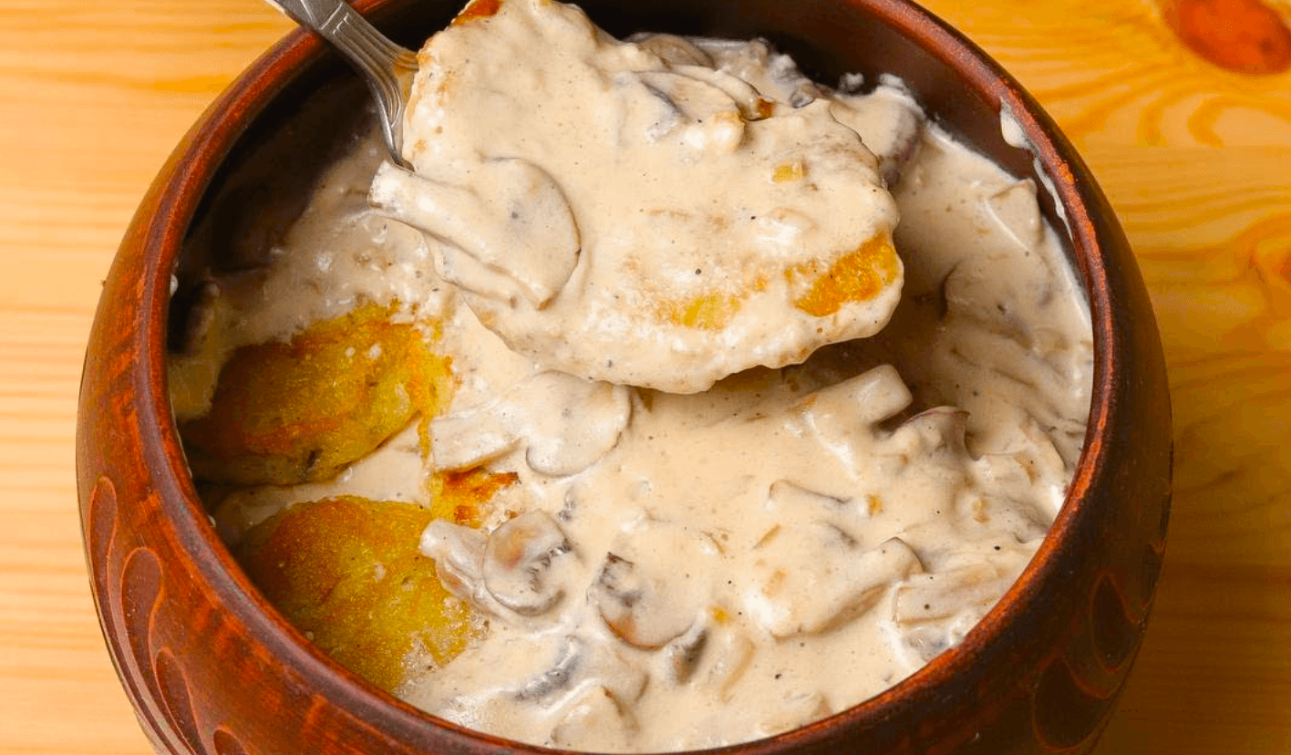 Тепер Деруни готуватиму тільки так! Старовинний рецепт: неймовірна смакота з цим соусом!