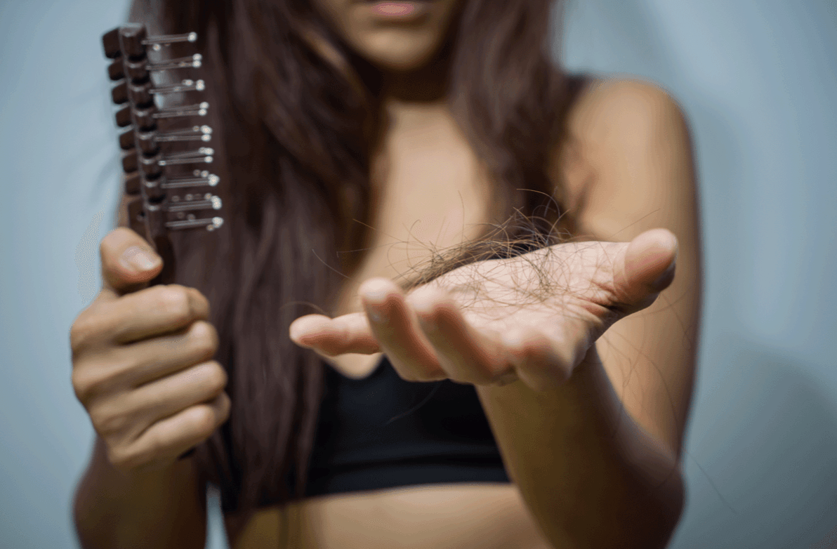 Волосся сиплеться жмутами? Восени це має пояснення