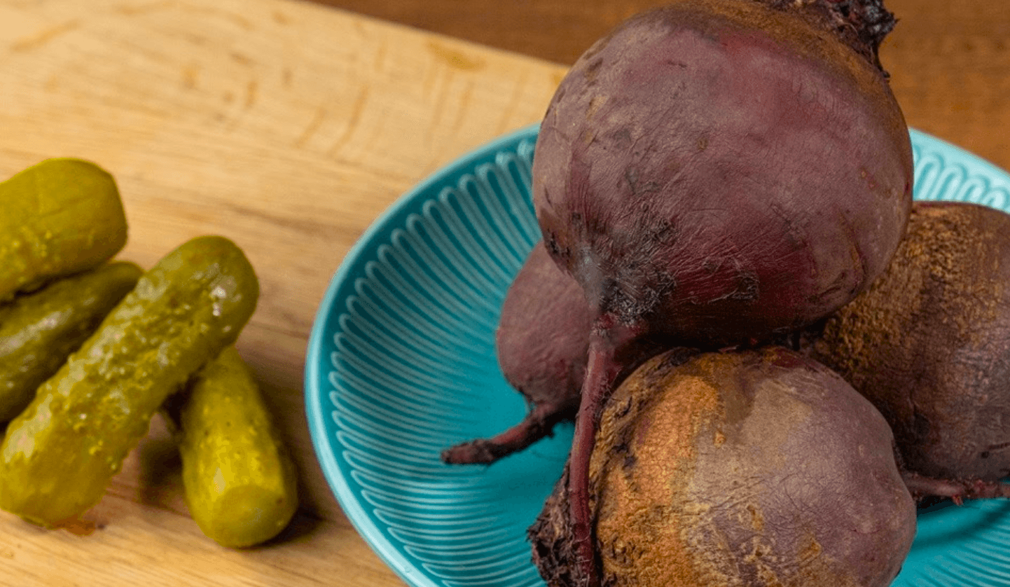 Салати з буряка: Легендарна П'ятірка рецептів, які має знати кожна господиня