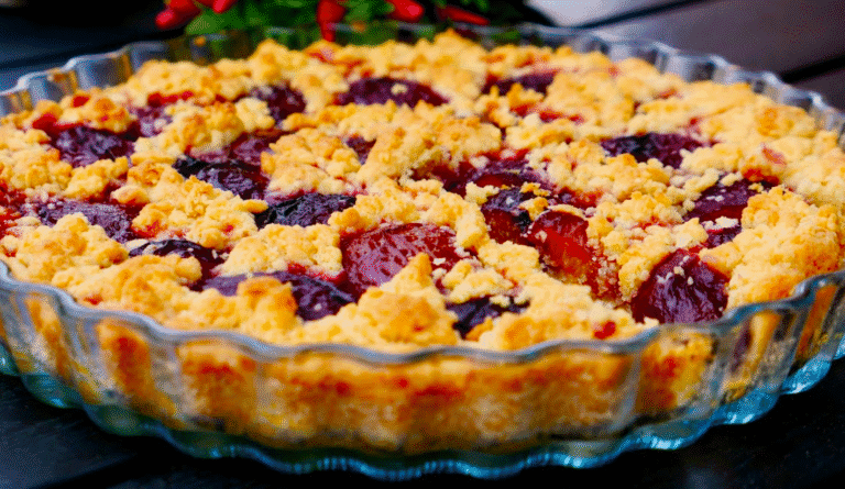 Коронний рецепт! Сливовий пиріг без яєць, на сметані - з’їли ще теплим, пішла знову пекти!