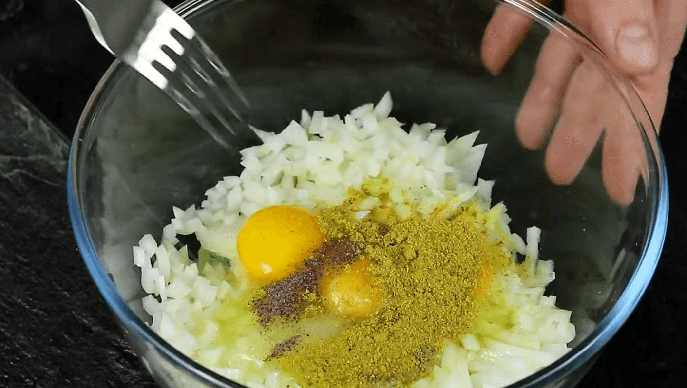 цибулеві котлети в томатному соусі