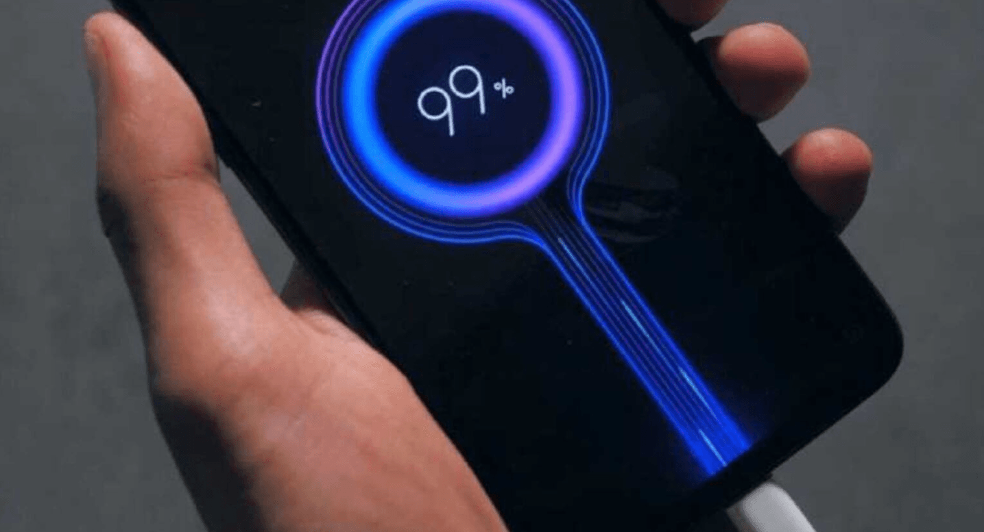 Телефон "помре" за 5 хвилин! Як правильно носити гаджет у холод, щоб зберегти батарею.