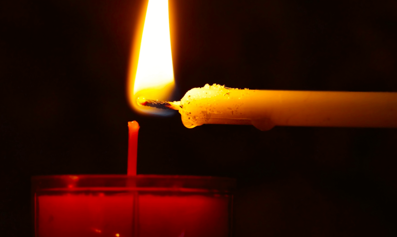 Поминальний день 2025: дата, головні традиції, прикмети і що категорично не можна робити