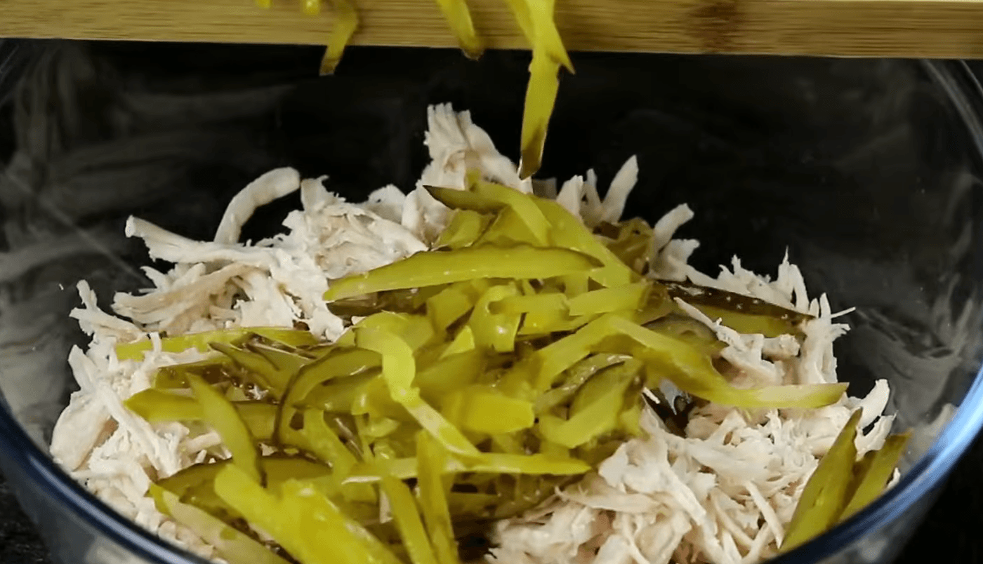 салат з куркою та морквою по-корейськи