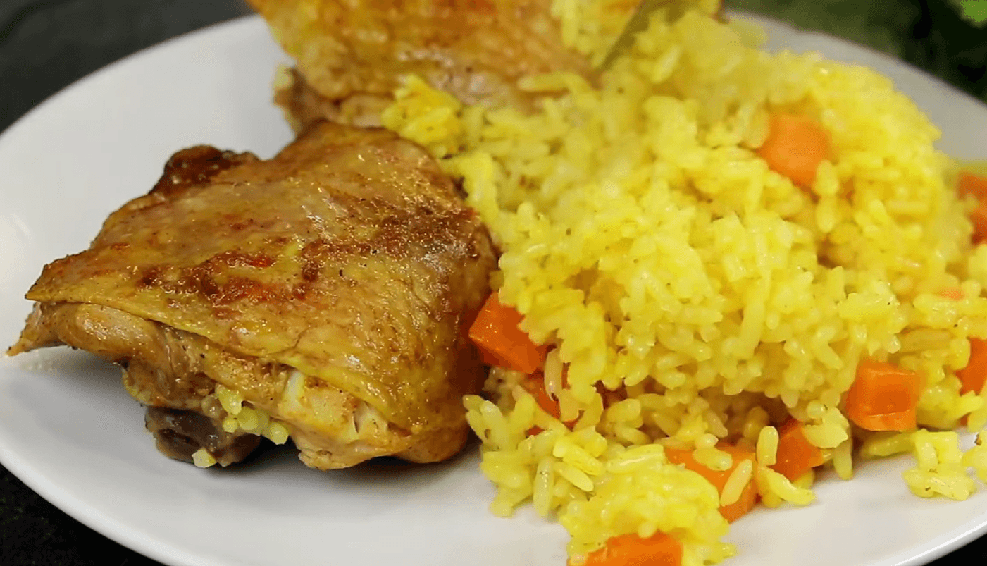 курка з рисом в духовці
