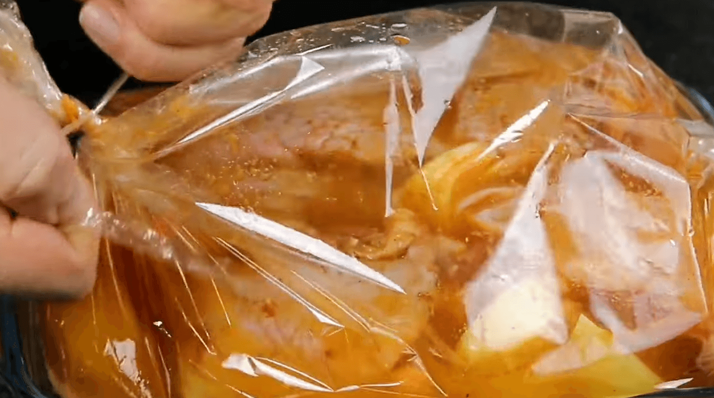 курка з рисом в духовці