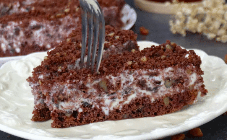 Снікерс "По-новому"! Рецепт простіше простого, все змішали в одній мисці і в духовку