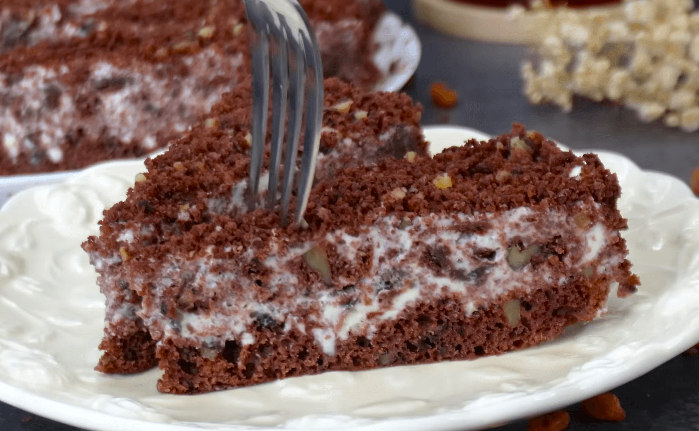 Снікерс "По-новому"! Рецепт простіше простого, все змішали в одній мисці і в духовку