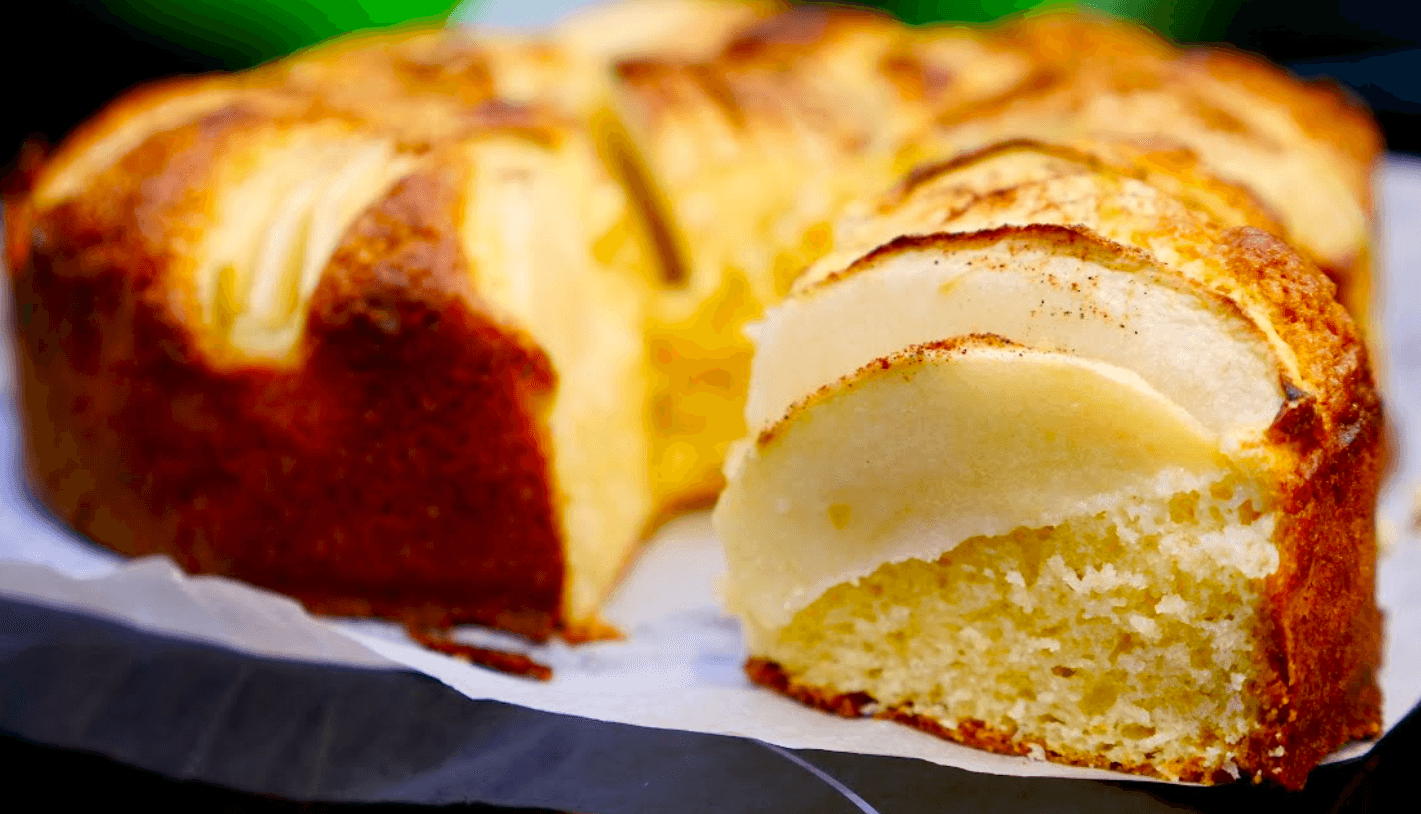 Яблучний пиріг "Золота осінь" за 30 хв! Печу його завжди коли чекаю дітей в гості! Недільний рецепт