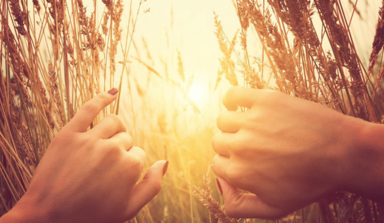 Короткі дні, важкі думки? Ось що допоможе пережити темний сезон без апатії