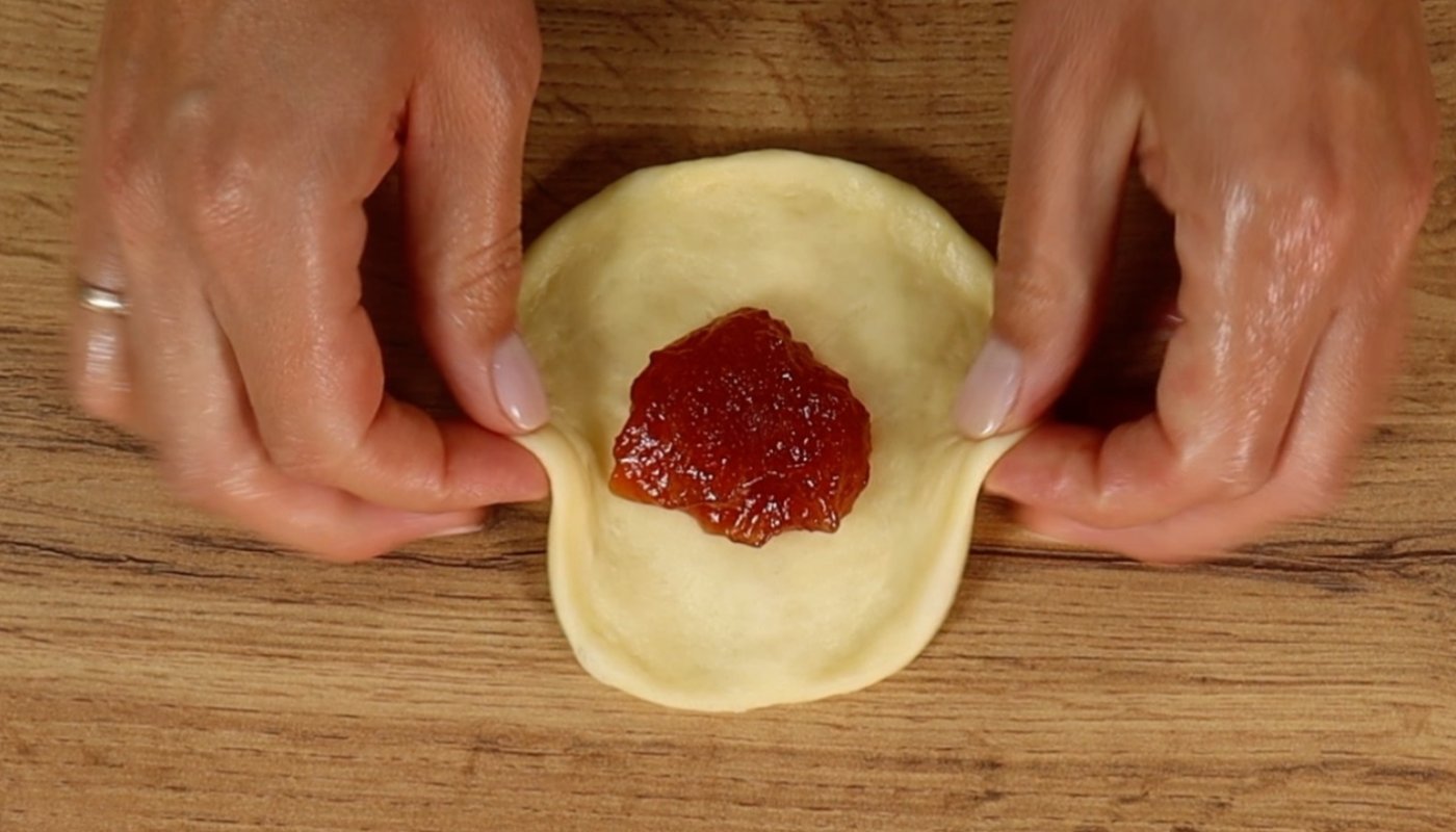 Яке воно ідеальне дріжджове тісто? Розкриваю всі секрети приготування, булочки з повидлом