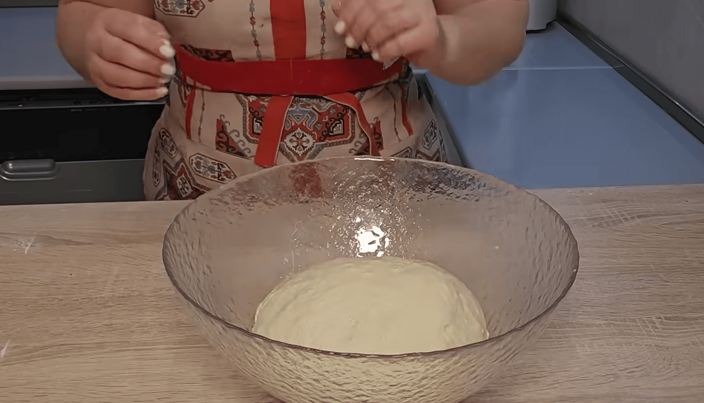 Домашні здобні булочки, як бабуся навчила! Перевірений рецепт, який завжди вдається