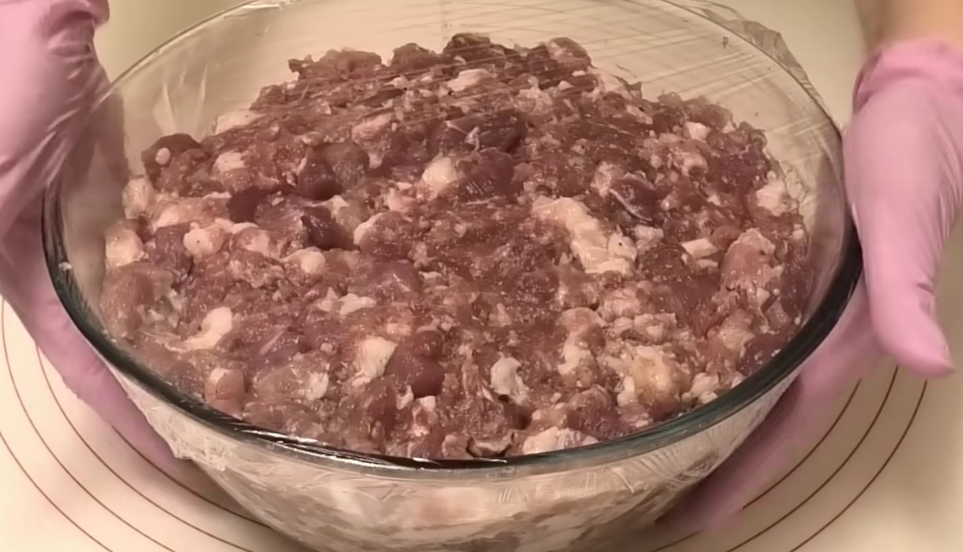 Діда секретний рецепт - домашня ковбаса без зайвого клопоту! Запах свята на столі