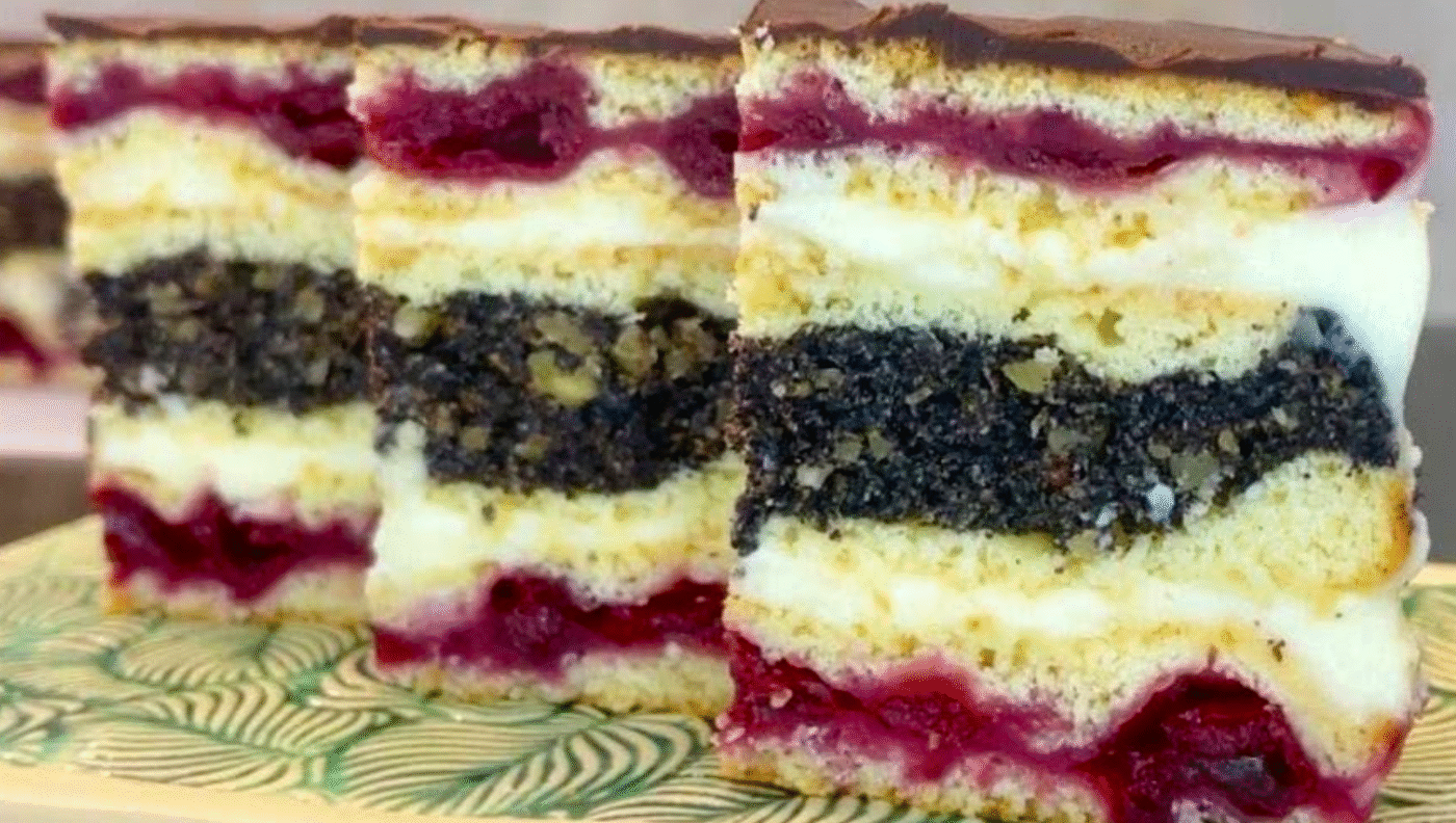 Буду пекти на свята: пляцок "Добрий вечір", всі гості завжди просять рецепт