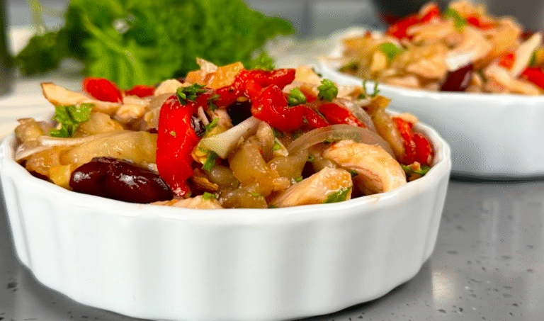 На святковий стіл - Салат "Катерина": тільки до столу подавай, з'їдять за хвилини