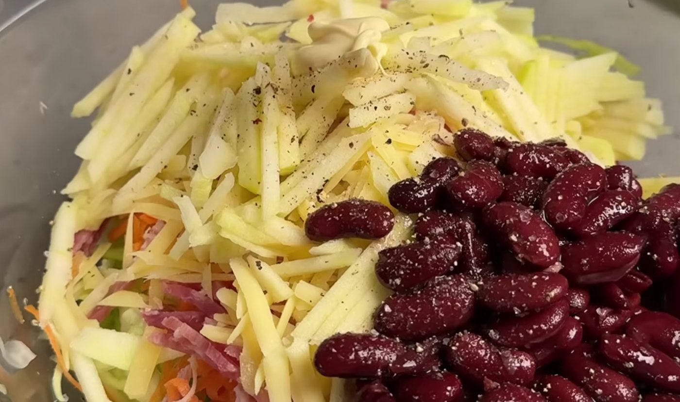 салат з квасолі