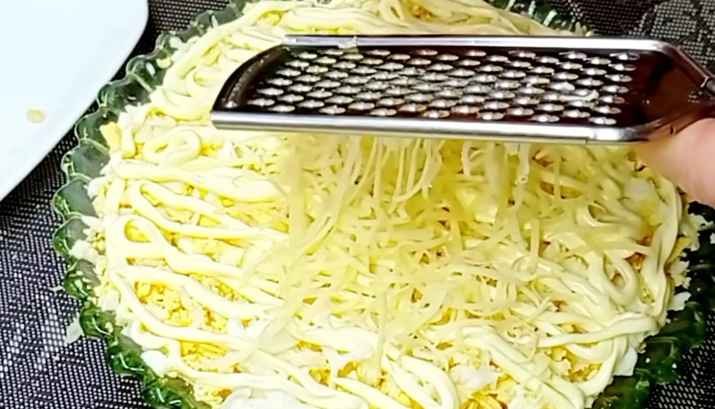 салат з шпротами