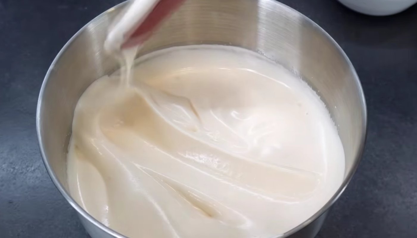 шарлотка Яблучна королева