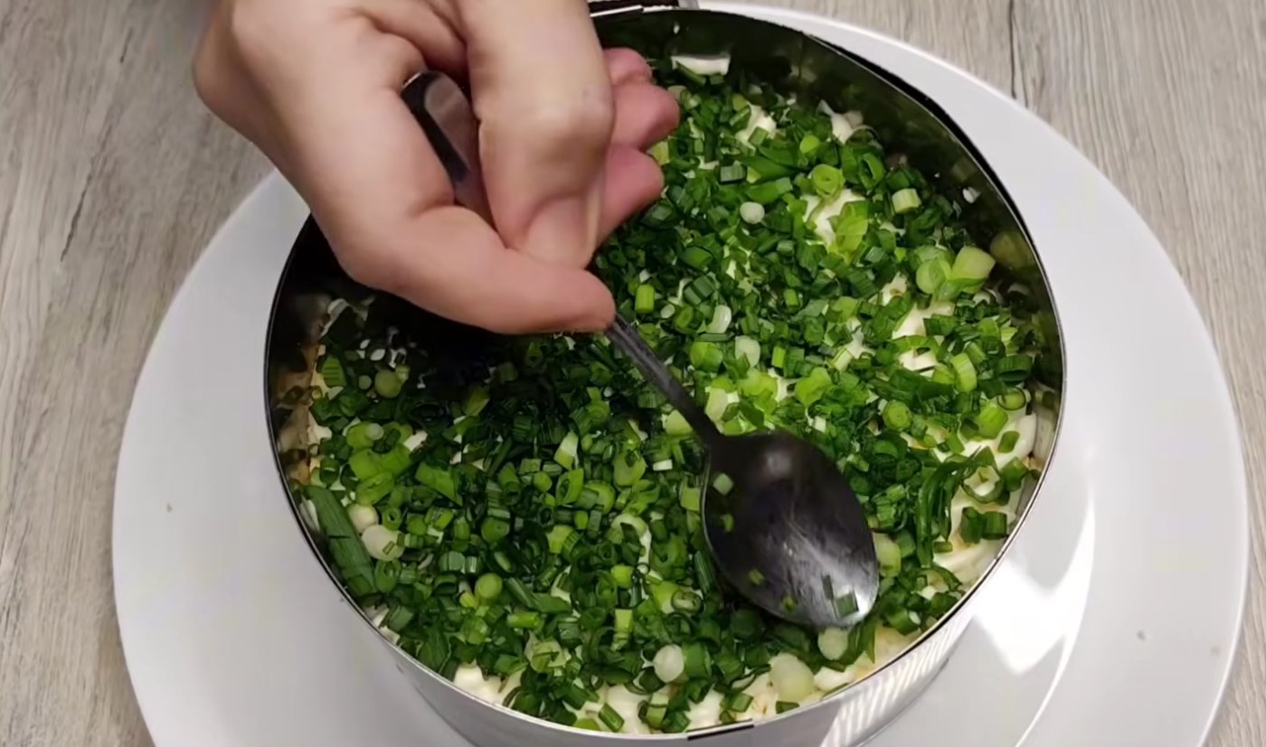 Як зібрати салат так, щоб він виглядав святково