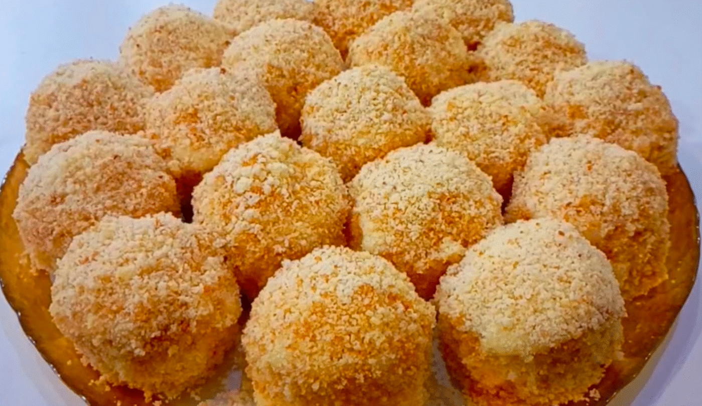 Пам'ятаєте цей рецепт з 80-х? Тістечка "Білочка", які готували в кожній хаті