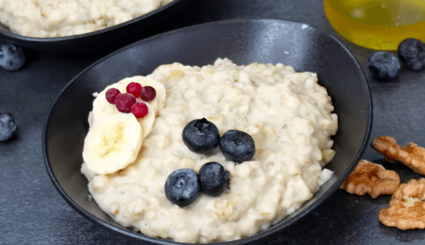 Діти і чоловік тепер тільки і просять Вівсянку на сніданок! Рецепт, який підкорив всю сім'ю