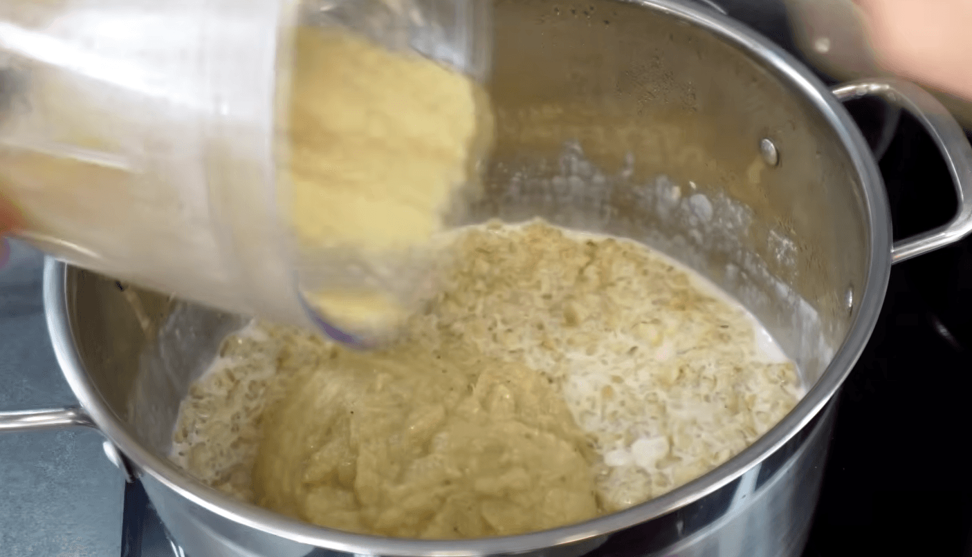 Діти і чоловік тепер тільки і просять Вівсянку на сніданок! Рецепт, який підкорив всю сім'ю