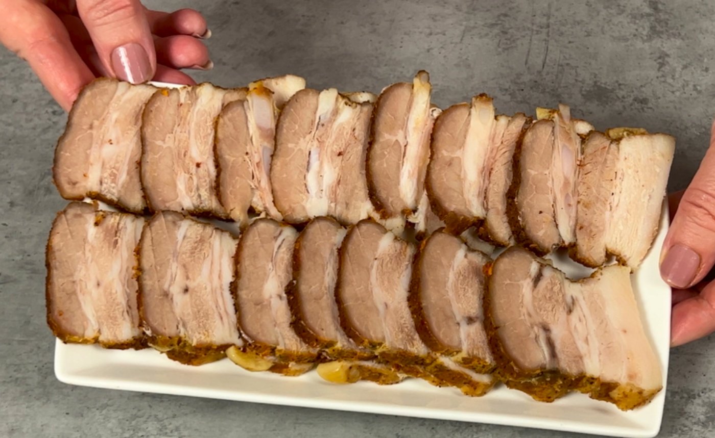 як приготувати грудинку в духовці