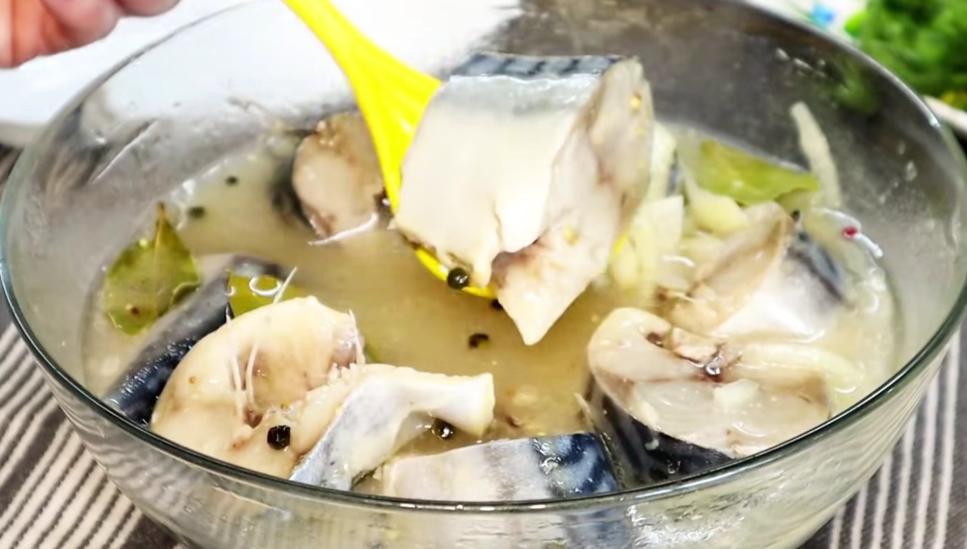 домашня малосольна скумбрія