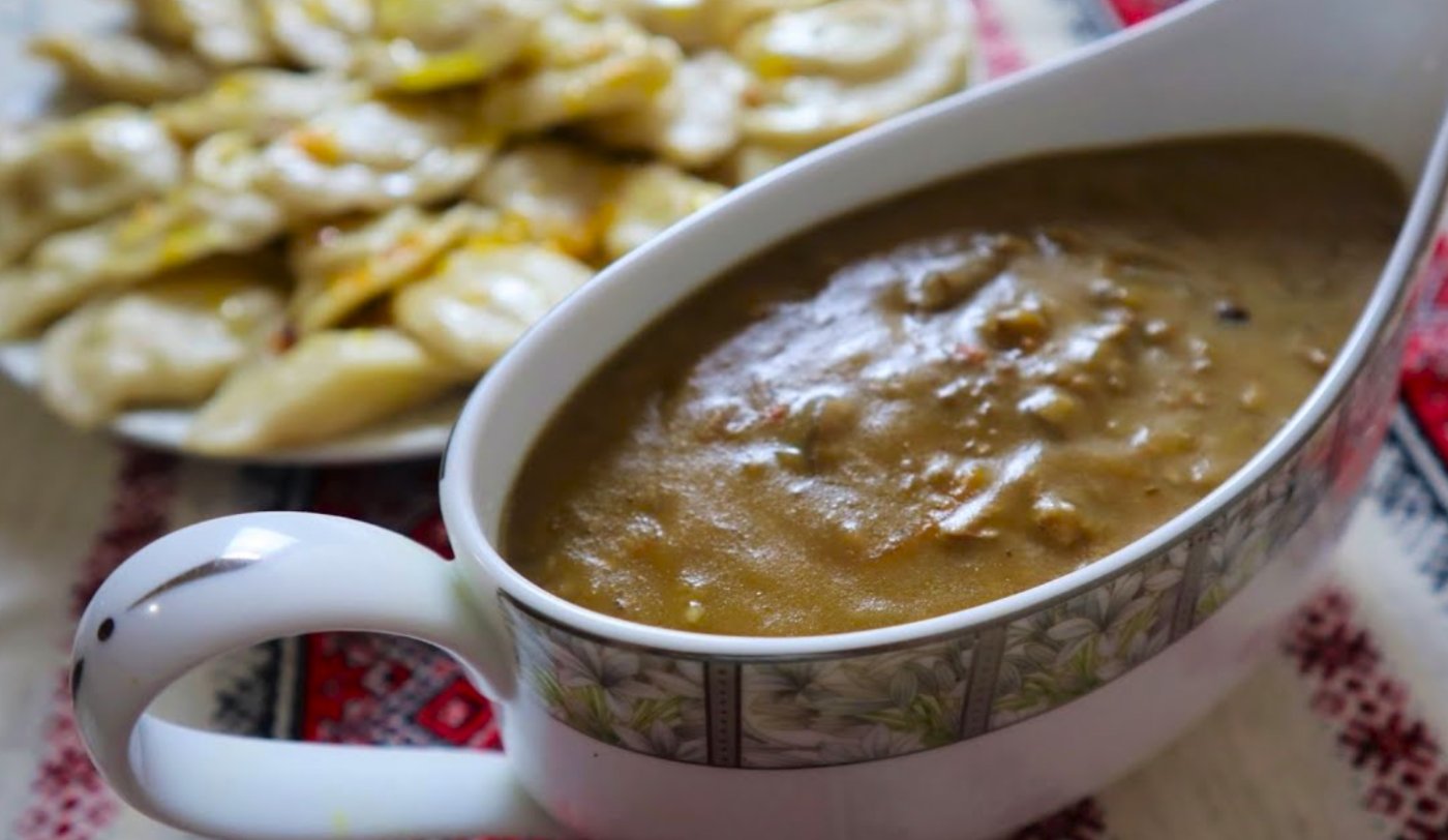 Традиційна галицька Мачанка - Грибна підлива з сушених грибів на Святвечір