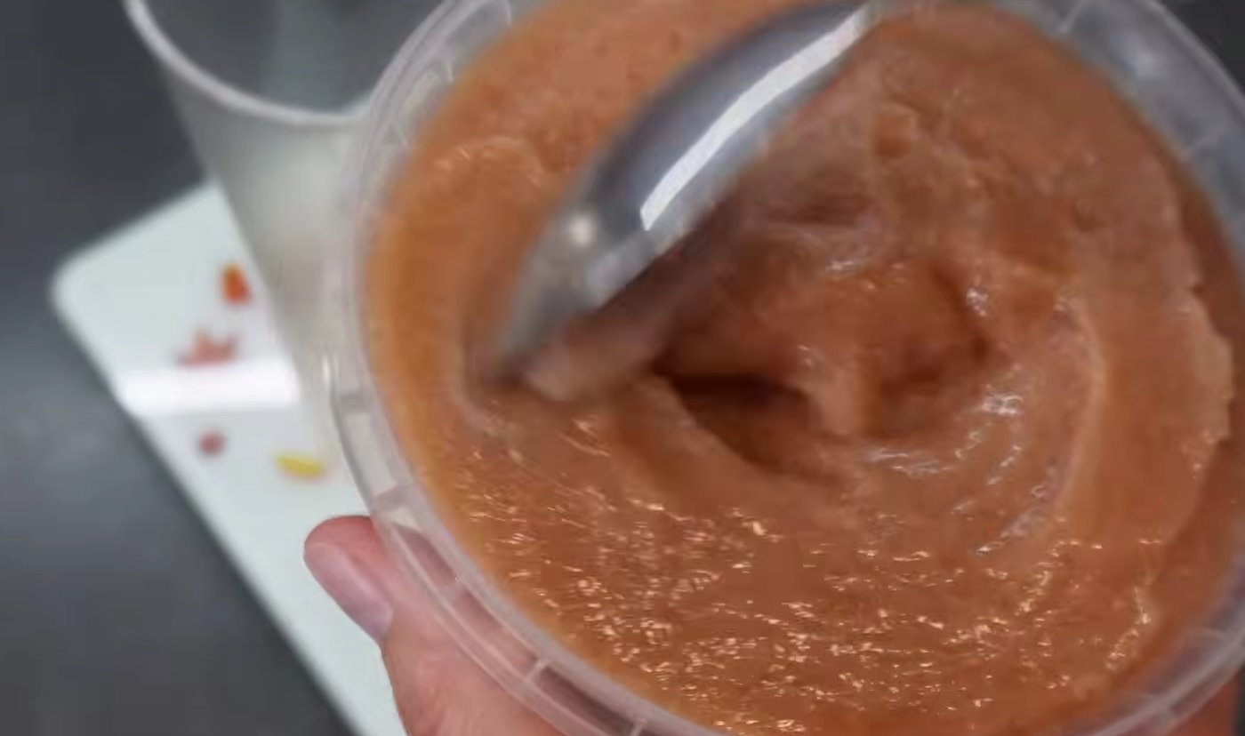 Подружка поділилась ресторанним рецептом Олів'є! Саме так готуватиму на Новий рік 2026