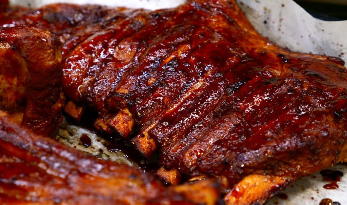Як приготувати соковиті та ніжні реберця до Нового року 2026